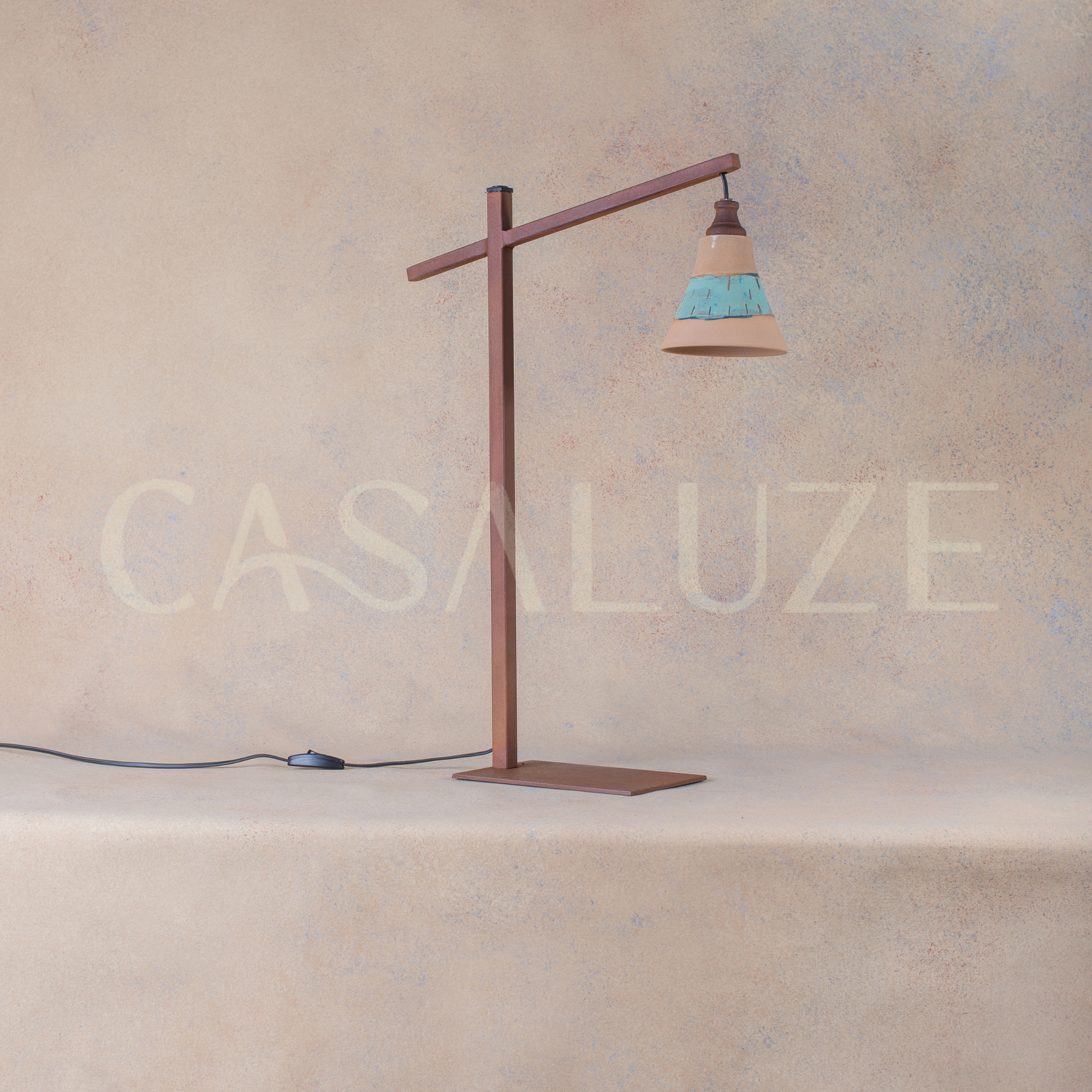 Lámpara Sobremesa Ulmo Engobe Volcán Jacinto