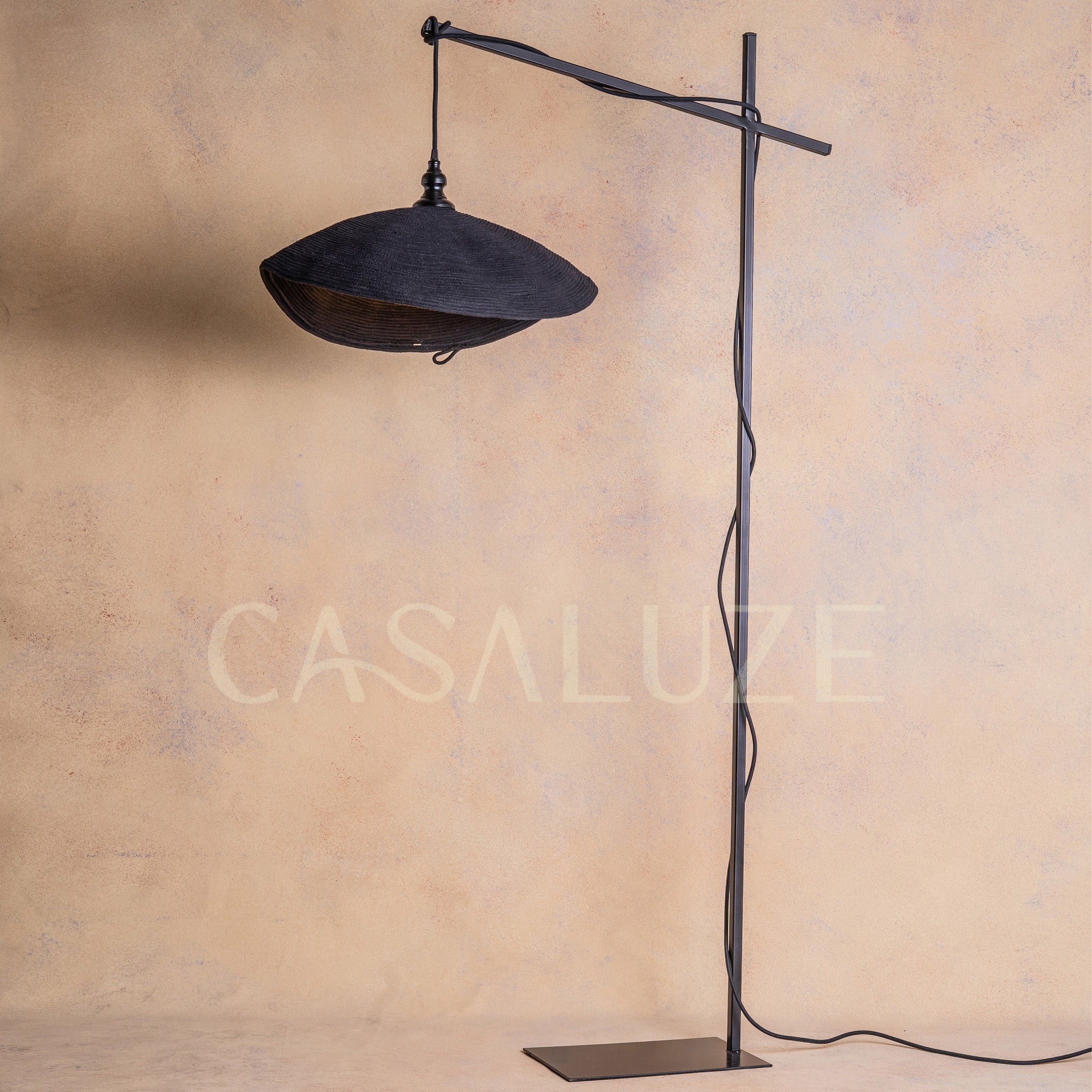 Lámpara de Pie Ulmo Marea