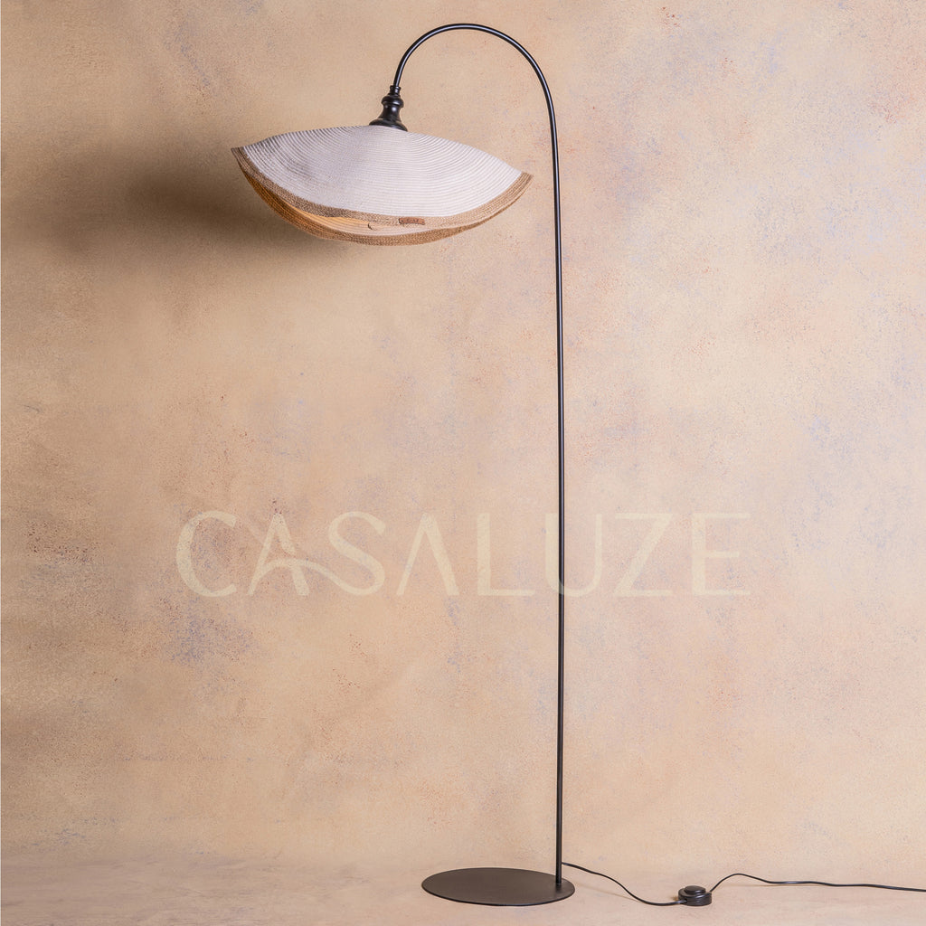 Lámpara de Pie Curvo Marea