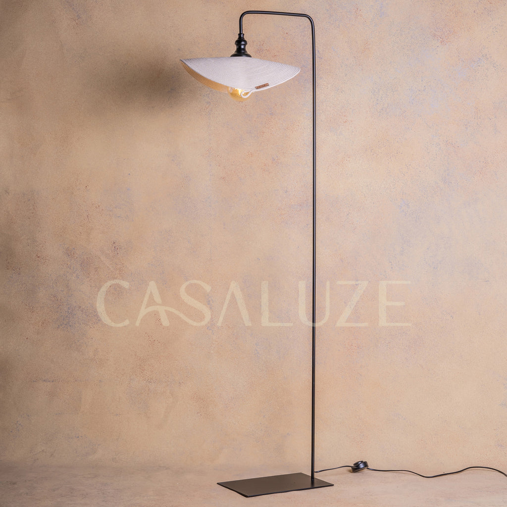 Lámpara de Pie Horca Marea