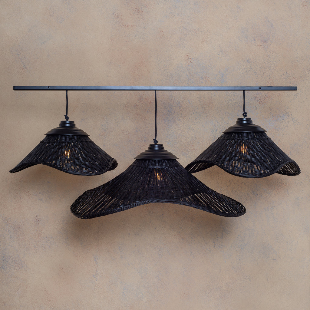 Lámpara Colgante en Barra  Mantarrayas Triple Mimbre