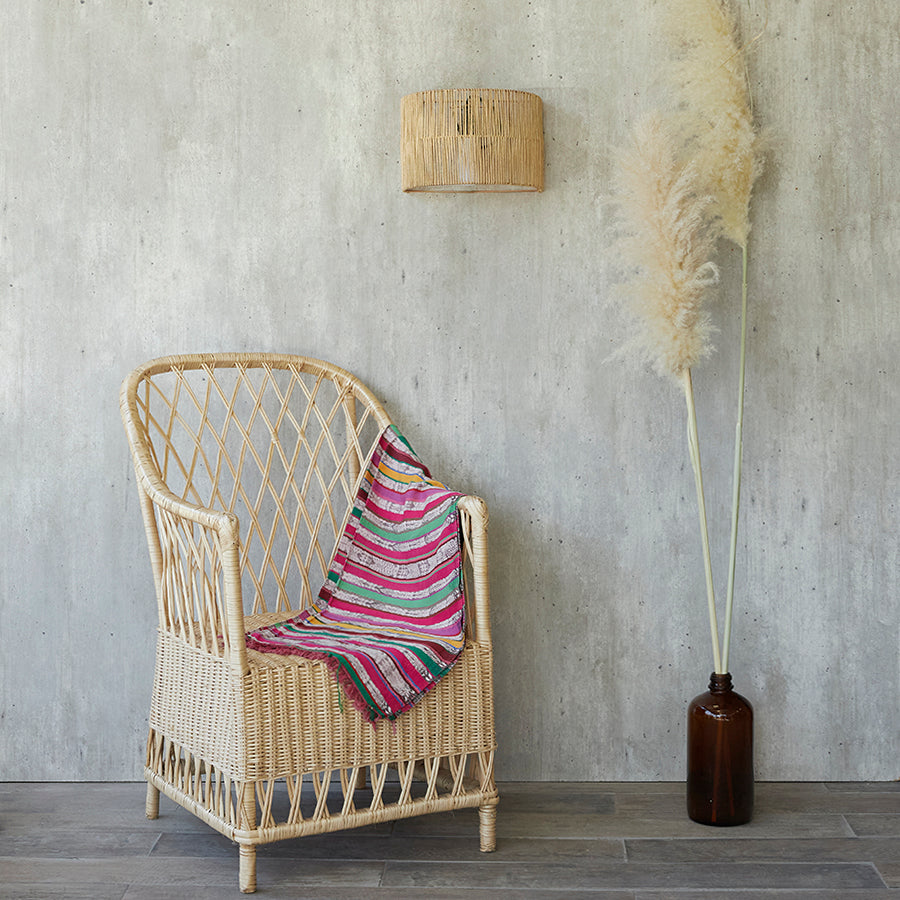 Lámpara Apliqué Pantalla Curva de Sisal